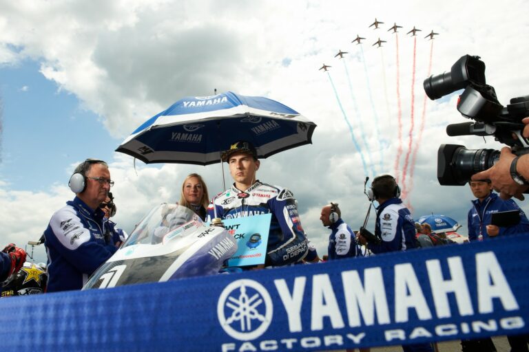 Photographe reportage Le Mans - Jorge Lorenzo au Grand Prix Moto de France, Patrouille de France